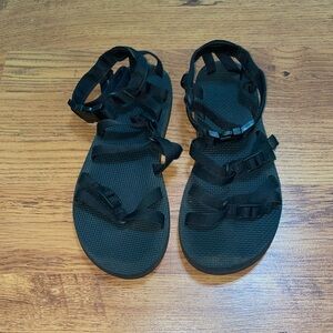 TEVA Buckled Sandles